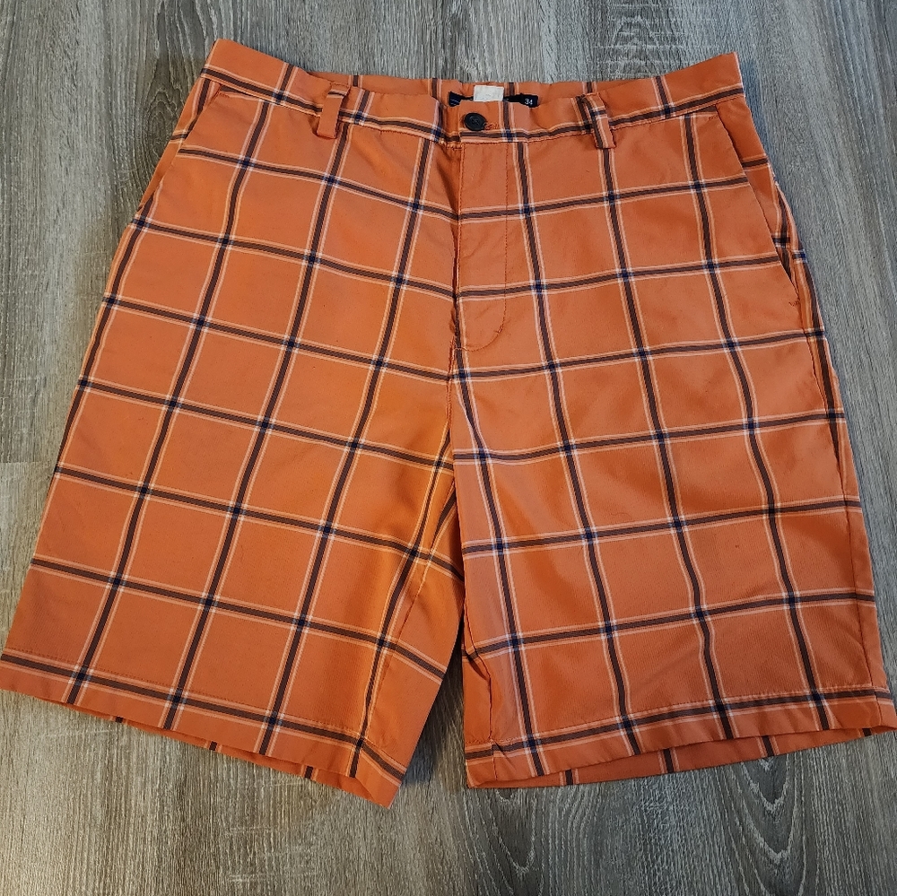 Men's orange check Chaps Golf Shorts size 34